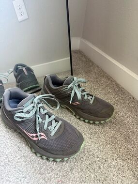 Saucony Womens Excursion TR14 Gray Lace-Up Workout Running Shoes Sneakers